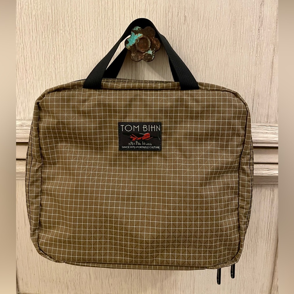 Tom Bihn Deluxe Spiff Kit